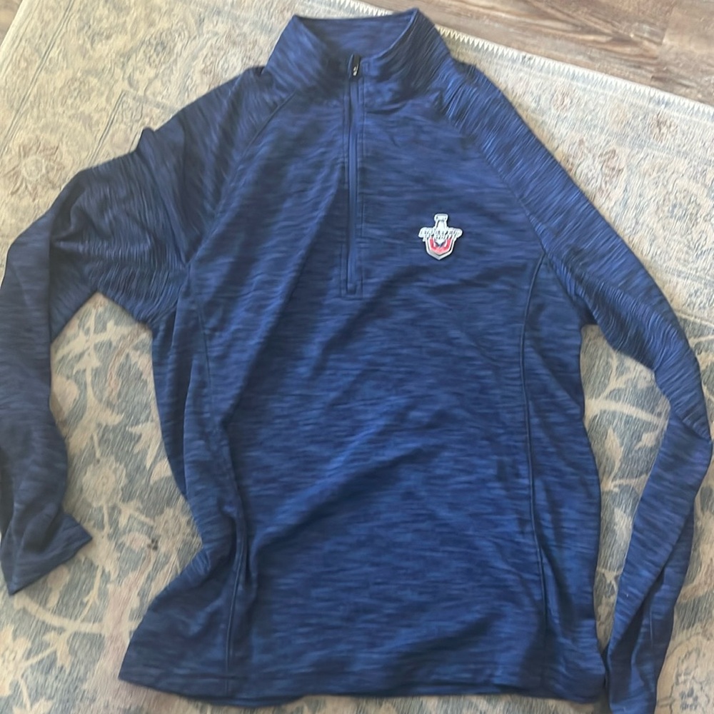 Men’s small, Washington Capitals pullover